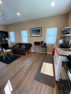 The studio apartment in Clairemont - New AC unit - San Diego - 8