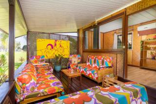 Room 3 - Secluded Rustic Bungalow by Tipaniers Beach - Iumaru - 6