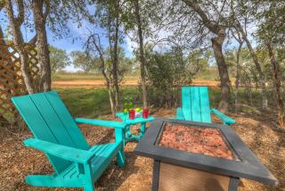 Selena-Romantic Tiny Home-Firepit - Fredericksburg - 6