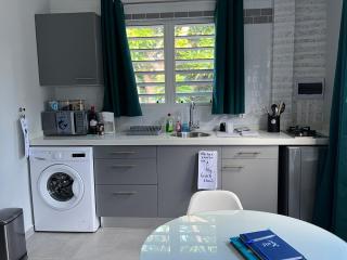 Tropical Escape: Spanish Water Studio Curacao - Willemstad - 5