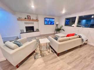 Mid Century Modern Montana Dream Home - Butte - 0