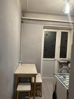 Yerevan nice apartment with balcony for rent - Erevan - 4