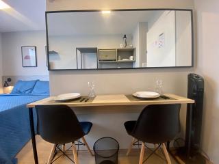 Admirável Apartamento Em Frente Ao Metrô Brás ! Ap 56 A Torre 2 - Rua Coronel Mursa, 56 - Bras - 7