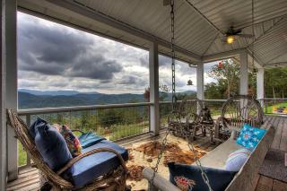 5BD, 5 Bath - Mountaintop Mansion in the Sky - Tellico Plains - 7