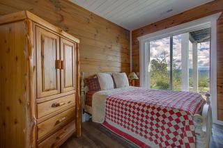 5BD, 5 Bath - Mountaintop Mansion in the Sky - Tellico Plains - 2