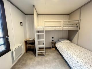 Chalet de standing, 7 couchages, piscine chauffée, proche plage et commerces, WIFI inclus - FR-1-361-463 - Jullouville-les-Pins - 1
