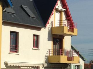Bel appartement T2 avec balcon, WIFI et parking près de la plage - FR-1-706-2 - 4