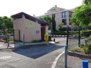 T3 avec terrasse et parking à Argelès-sur-Mer - FR-1-732-20 - Argelès-sur-Mer - 3