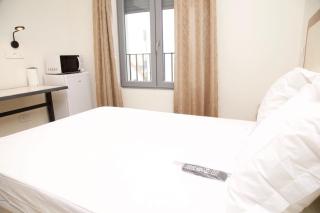 Hotel le Privilege - La Courneuve - 5
