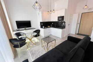 New flat next to Aleje Jerozolimskie station #2 - 0