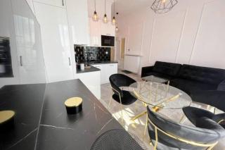 New flat next to Aleje Jerozolimskie station #2 - 6