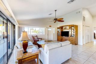 Sea Pointe & Canal-side Charisma - 7