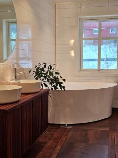 Villa Nestun - Northern lights villa with sauna - 3