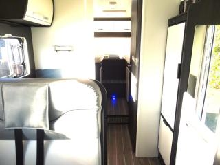RollerTeam Zafiro 685 - 5 Berth Motorhome - Kirton - 6