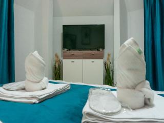 Comfortable Apartment University Square - Bucharest - 8
