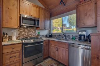 Rocky Point #93 3BR Townhome in Northstar - Shuttle to Slopes - HOA Amenities - Truckee - 5