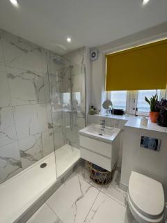 Contemporary 1BD Flat wBalcony - Stoke Newington! - Londra - 8
