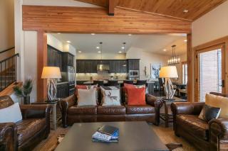 Trestlewood Lodge at Schaffers Mill - Gorgeous 3 BR w Golf Course Views - Extended Stays Welcome! - 9