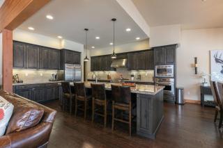 Trestlewood Lodge at Schaffers Mill - Gorgeous 3 BR w Golf Course Views - Extended Stays Welcome! - 4