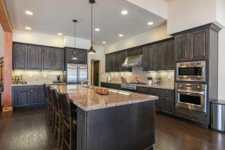 Trestlewood Lodge at Schaffers Mill - Gorgeous 3 BR w Golf Course Views - Extended Stays Welcome! - 3