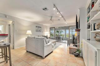 Pink Flamingo Hideaway - 4