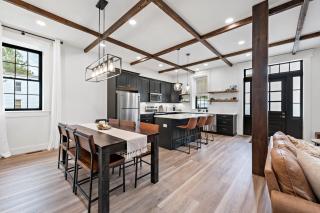Riverview in Port Clinton - Apt A - - 4