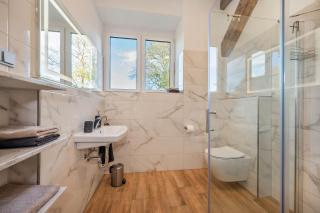 Der Schlosshof - Pudagla - 1