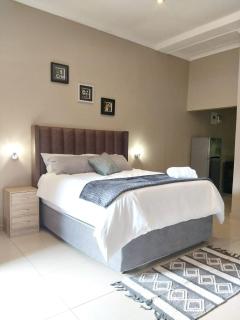Precious Estates Pearls - Zeerust - 1