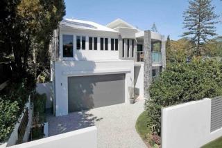 Currumbin Beach House - 120m to the beach - 0