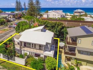 Currumbin Beach House - 120m to the beach - 8