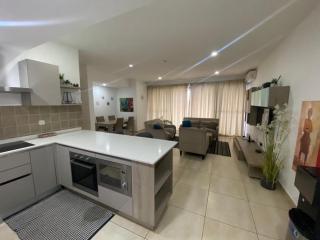 Incredible 2 Bedroom Space Available - Accra - 7