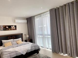 Incredible 2 Bedroom Space Available - Accra - 3