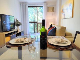 Copacabana - 5 min a pé da Praia - Piscina no Rooftop - Vaga Grátis - WiFi Rápido - Ar Condicionado - 2