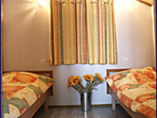 Chalet familial avec piscine et animaux, 5 pers., terrasse couverte, proche de Montluçon et Gannat - FR-1-489-314 - Échassières - 4