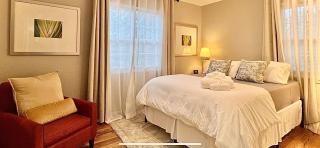 Cozy Family Getaway - Half Acre, Fireplace, BBQ - Atlanta - 0