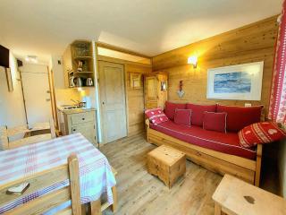 Studio-cabine rénové, ski-aux-pieds, balcon sud, 4 pers, Plagne Villages, centre station - FR-1-351-29 - La Plagne - 7