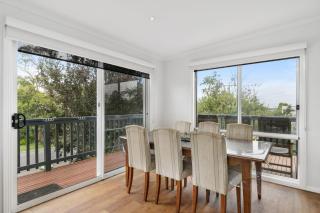 The Beach Hive - Inverloch - 5