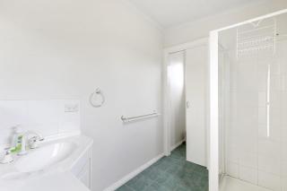The Beach Hive - Inverloch - 4