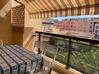 Appartement climatisé au centre-ville du Lavandou avec parking sécurisé et terrasse - FR-1-308-184 - Le Lavandou - 0