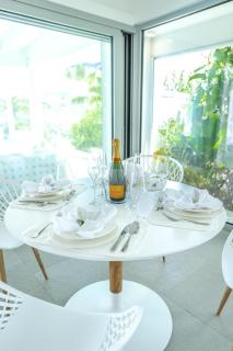 La Perla Bianca - 1 BR Beachfront Luxury Villa offering utmost privacy - 6