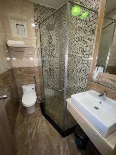 Pinus Hotel - Da Lat - 4