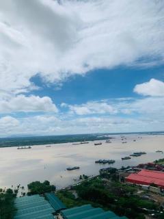 Q7 Riverside 2 bed rooms w River-view, Netflix & Pool - Ho Chi Minh City - 0