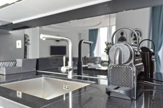 StoneTree - Panoramic View - Spacious 2BR - Dubai - 3