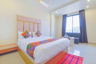 FabHotel Bohra International - 3