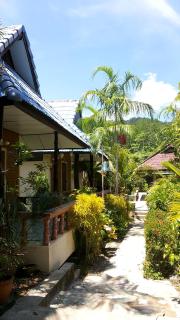 Lovely Lanta Resort - 4