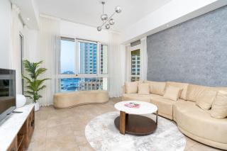 Sea & Atlantis Views, Palm Jumeirah - 8