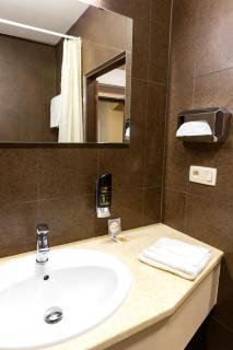 Hotel Max Inn - Bratislava - 1