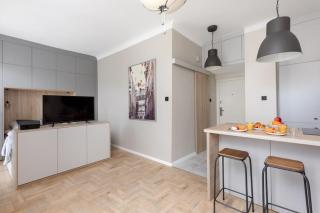 Marszałkowska 28 by Noclegi Renters - 2