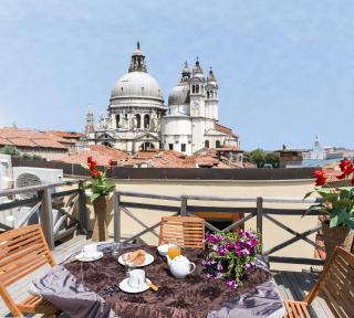 Accademia Charm Apartments by Wonderful Italy - Venice - 0