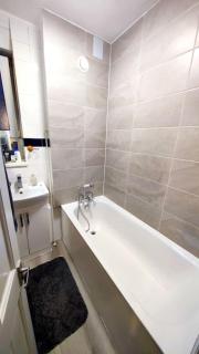 Central London Spacious Flat with 2 to 3 Bedrooms - Londra - 1